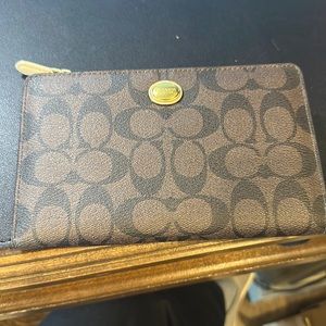 Coach wallet